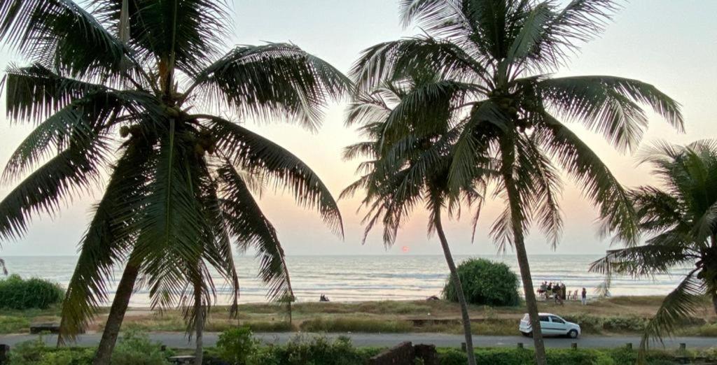 Corniche Beach Resort Mulappilangad Екстер'єр фото